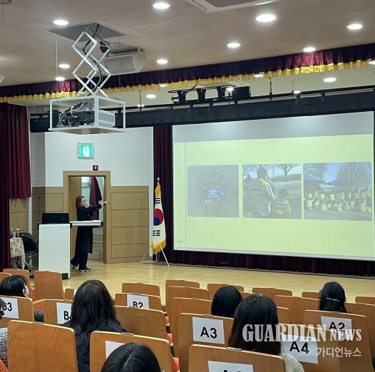 충남교육청은 16일(화) 충남교육청국제교육원에서 자원순환 프로그램 운영 교육을 진행했다.