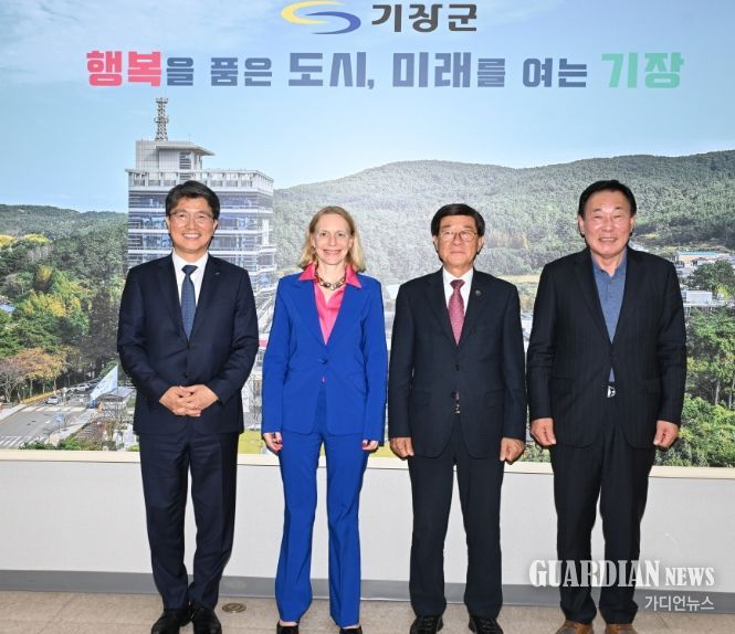 글로벌 기업 다쏘시스템과 디지털 기반 협력 논의